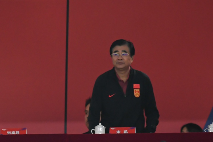 北青體育：宋凱、許基仁探班U20國青，將全程陪伴征戰(zhàn)U20亞洲杯